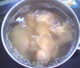 胡萝卜鲜肉馄饨的做法步骤：11