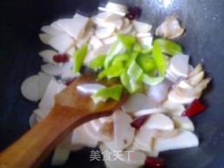 五花肉炒笋片的做法步骤：6