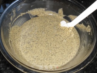 芝麻蛋糕卷的做法步骤：3
