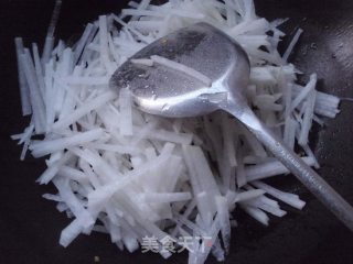 萝卜丝炒牛肉的做法步骤：6