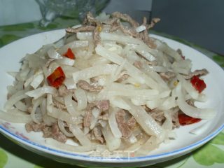 萝卜丝炒牛肉的做法步骤：8