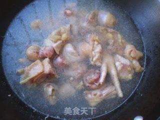 沙茶酱烧鸡肉的做法步骤：3