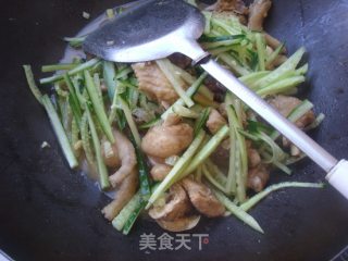 沙茶酱烧鸡肉的做法步骤：9