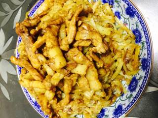 美味土豆丝肉丝炒饼????的做法