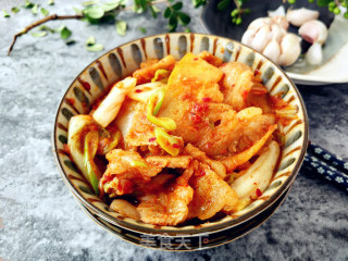 【东北】辣白菜炒五花肉的做法