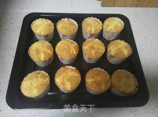 葡萄干纸杯蛋糕的做法