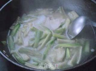 虾皮炖丝瓜的做法步骤：6