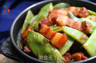 【黑龙江】红烧肉炖油豆角的做法