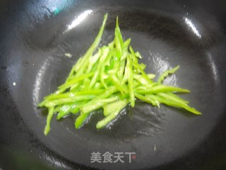 素食小菜也美味——素炒三丝的做法步骤：4