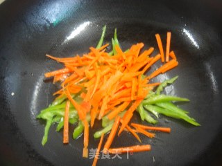 素食小菜也美味——素炒三丝的做法步骤：5