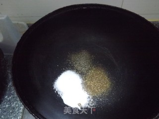 盐水鸭腿的做法步骤：2