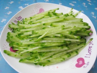 凉拌萝卜丝的做法步骤：3