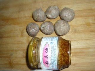 西洋菜牛肉丸汤的做法步骤：1