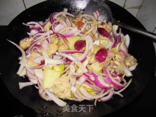 小文子出品~~【咖喱鸡】的做法步骤：9