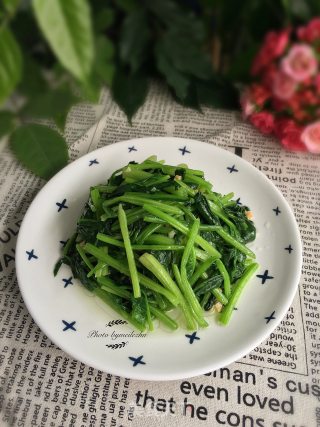 【广东】蒜蓉菠菜的做法