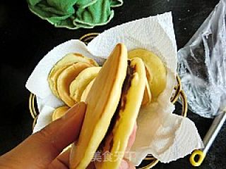 馋嘴小吃---铜锣烧的做法步骤：14