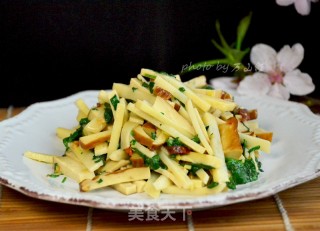【河南】冬笋炒熏干的做法