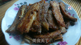 烙饼卷带鱼的做法步骤：5