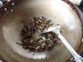 茭白牛肉丝的做法步骤：8