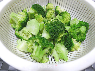 干贝西兰花的做法步骤：3