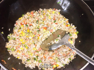 缤纷爱心炒饭的做法步骤：4