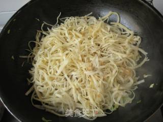 蓬松不把锅的【美味炒饼】的做法步骤：10