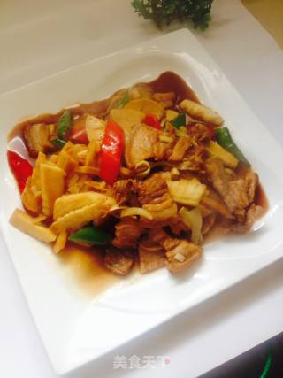 竹笋烧五花肉的做法
