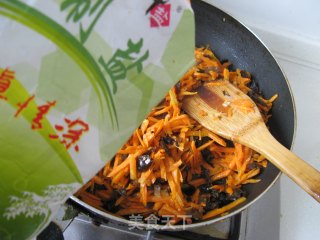 胡萝卜炒鸡蛋的做法步骤：6