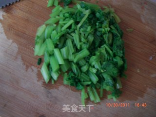 芹菜花生米的做法步骤：1
