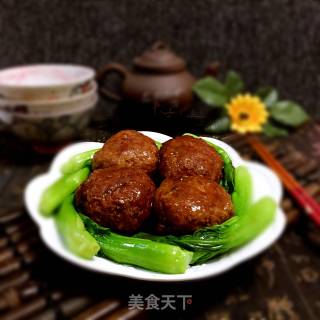 【江苏】红烧狮子头的做法