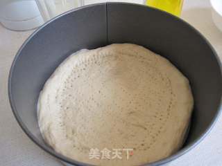 美式披萨【红烧猪排+熏肠培根】的做法步骤：8