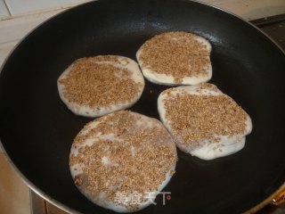 麻酱烧饼的做法步骤：5