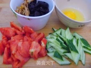 【百变面条】简单粗粮荞面吃法---木樨番茄荞麦面的做法步骤：3