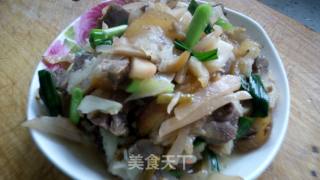 【重庆】酸萝卜炒肘子的做法