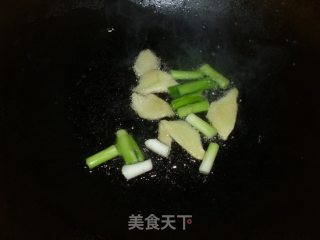 豆腐鲫鱼汤的做法步骤：3