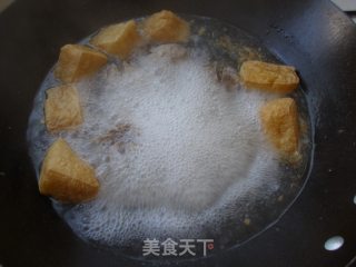 麦菜油豆腐牛丸汤的做法步骤：5