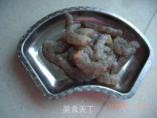蚝油西兰花炒虾仁的做法步骤：2