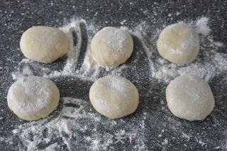 栗子奶油螺旋包的做法步骤：8