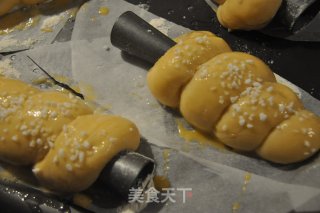 栗子奶油螺旋包的做法步骤：13