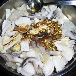 “蘑”力“食”足—什菌拌腐竹的做法步骤：7
