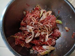京味儿烤肉炒饭的做法步骤：3