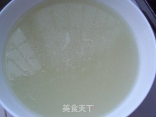 金针菇猪肚汤的做法步骤：2
