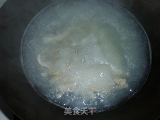 金针菇猪肚汤的做法步骤：5