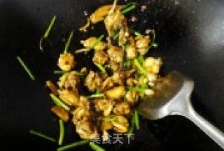 姜葱炒鸡的做法步骤：6