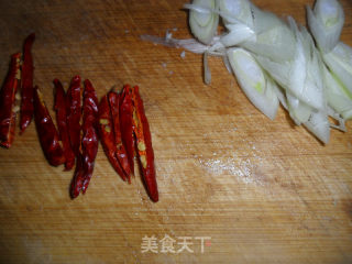 韭苔炒肉丝的做法步骤：3