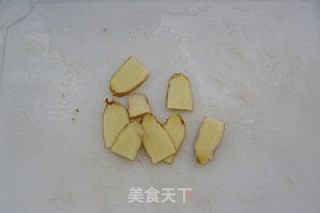 蒜烤秋刀鱼的做法步骤：3