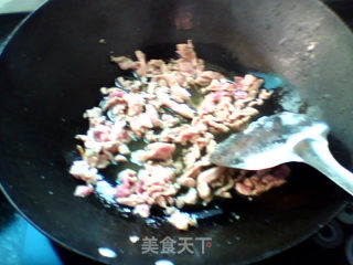 黄瓜炒肉的做法步骤：3