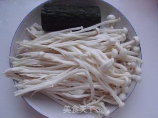 辣辣的青瓜拌金针菇的做法步骤：1