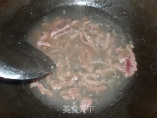 咸菜西芹炒牛肉的做法步骤：4
