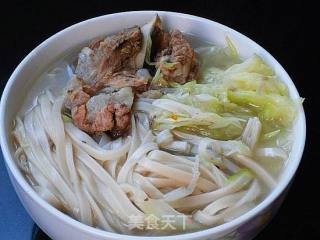 脊骨热汤面的做法步骤：9